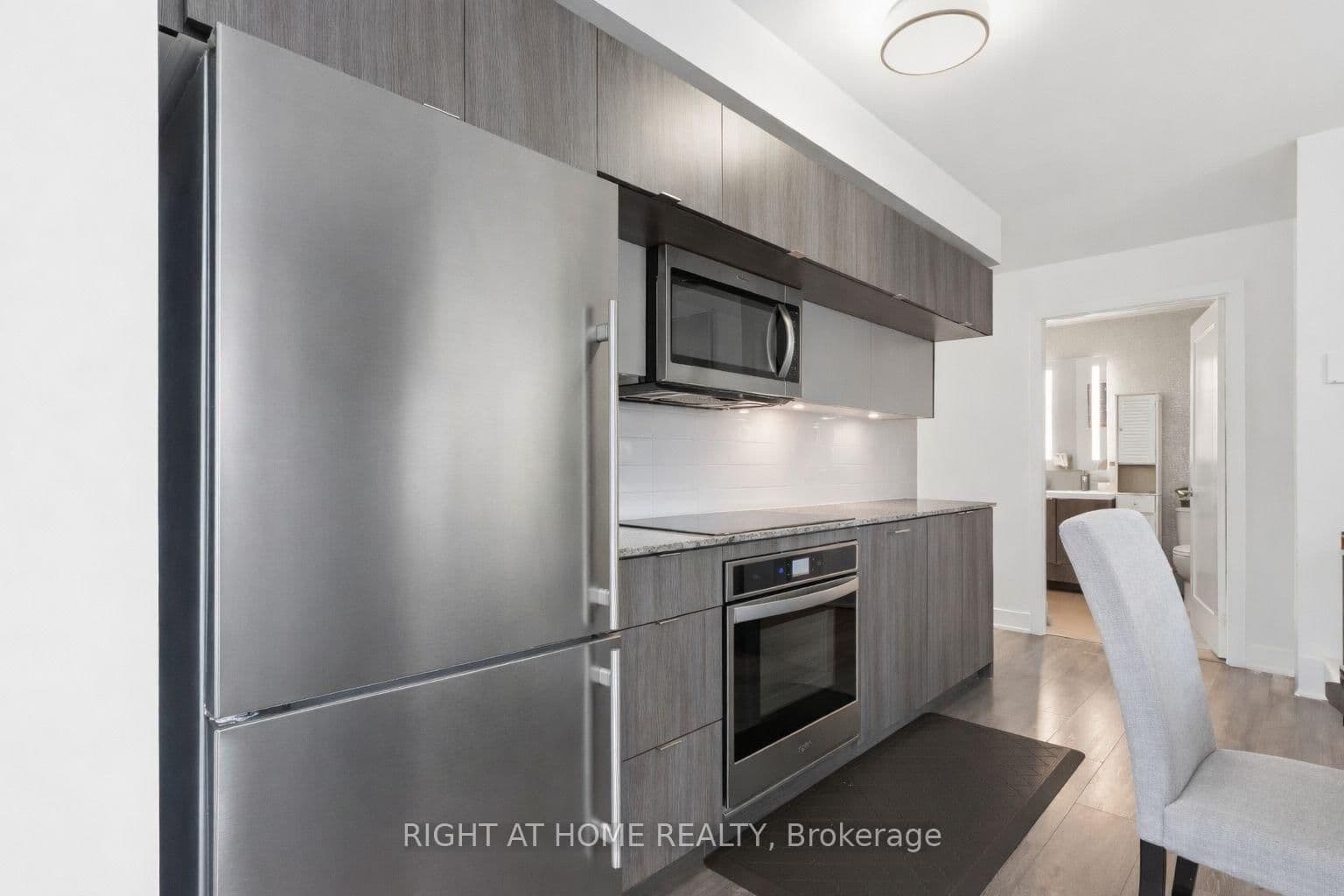 575 Bloor Street E, Unit 508 thumbnail 11