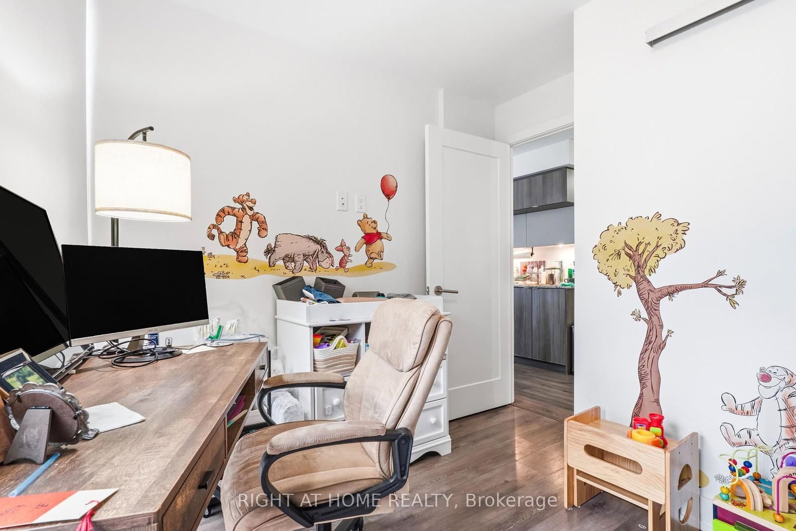 575 Bloor Street E, Unit 508 thumbnail 14