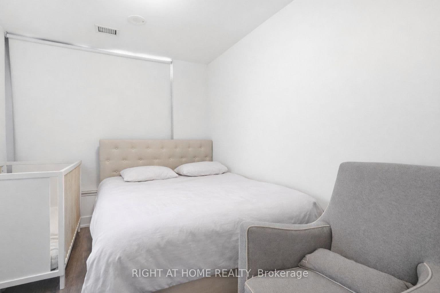 575 Bloor Street E, Unit 508 thumbnail 15