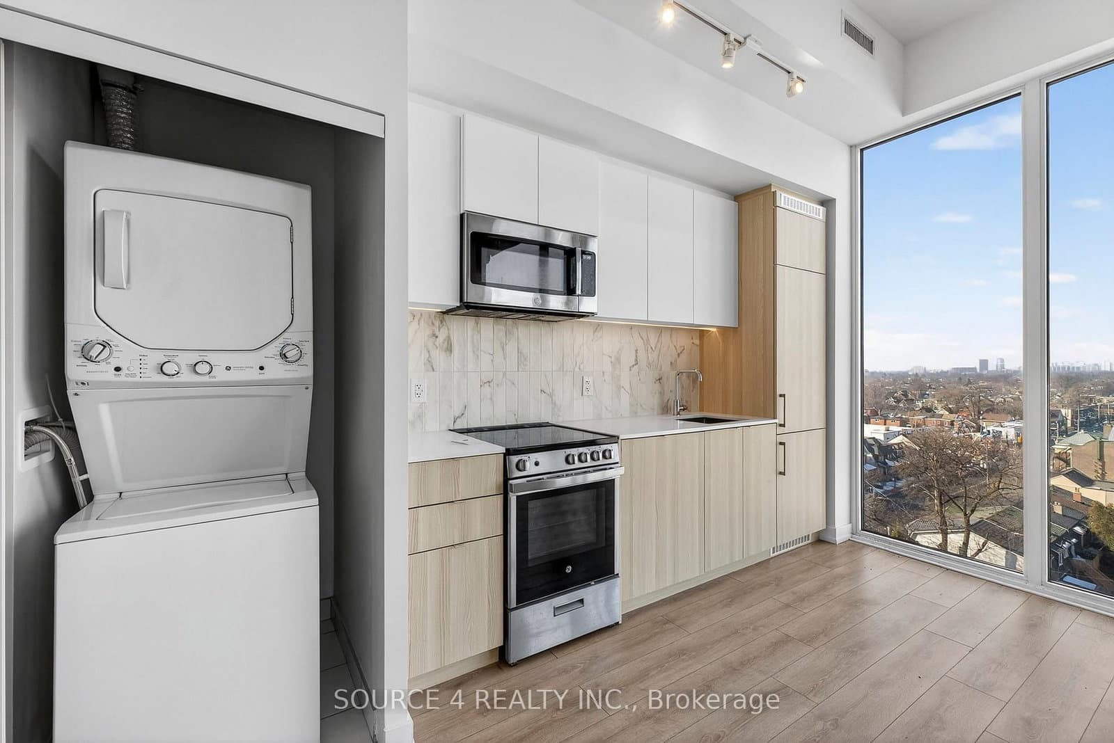 500 Dupont Street, Unit 805 thumbnail 13