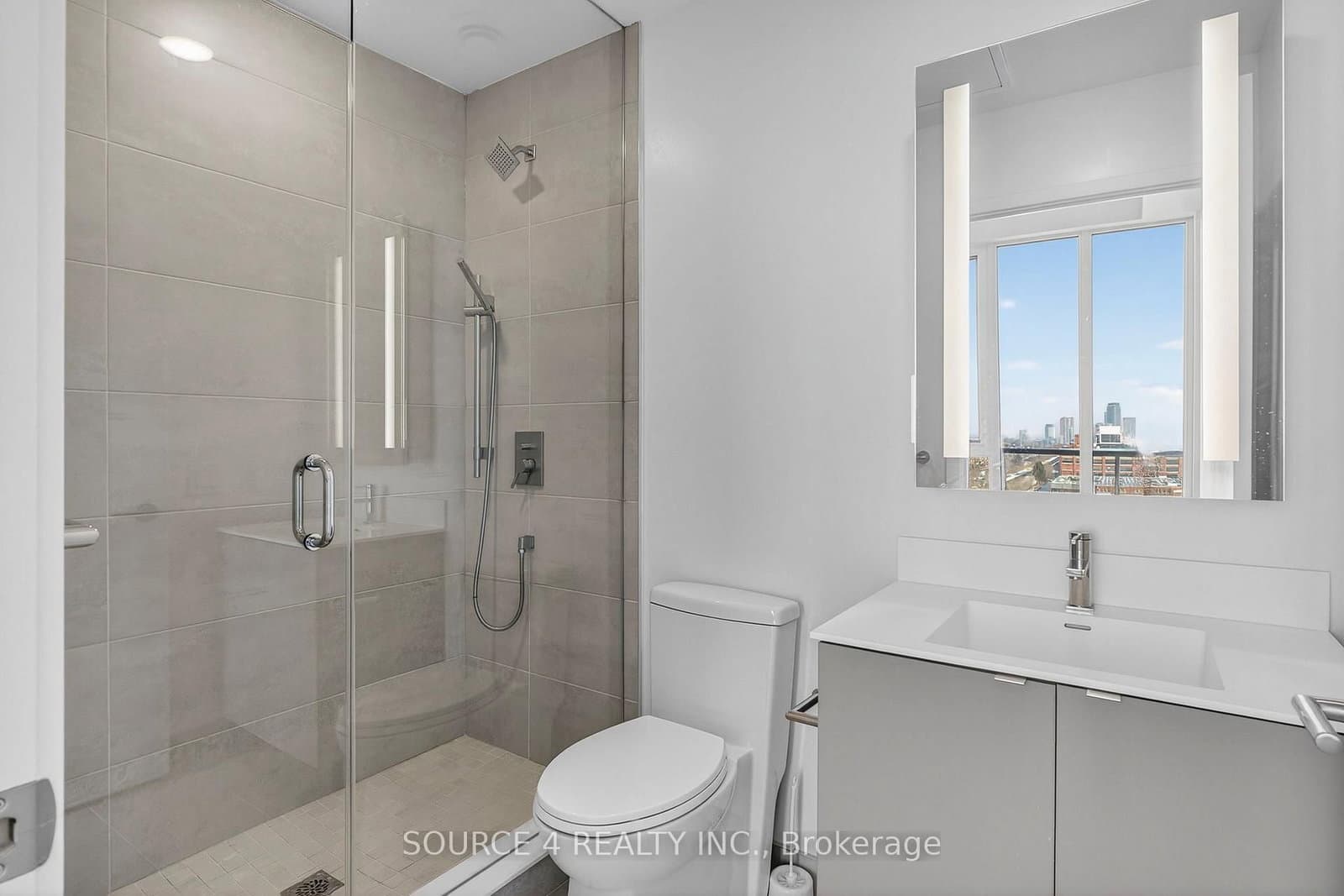 500 Dupont Street, Unit 805 thumbnail 20