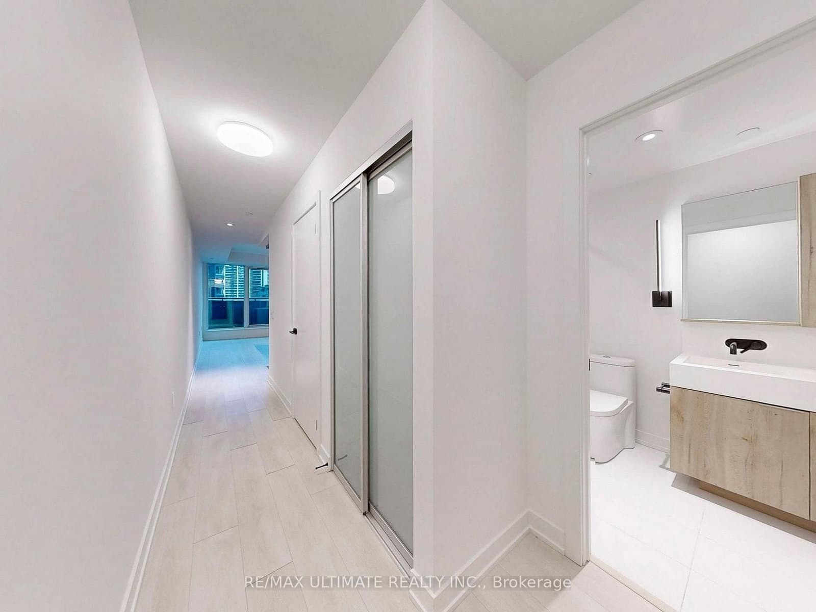 117 Broadway Avenue, Unit 207 thumbnail 32