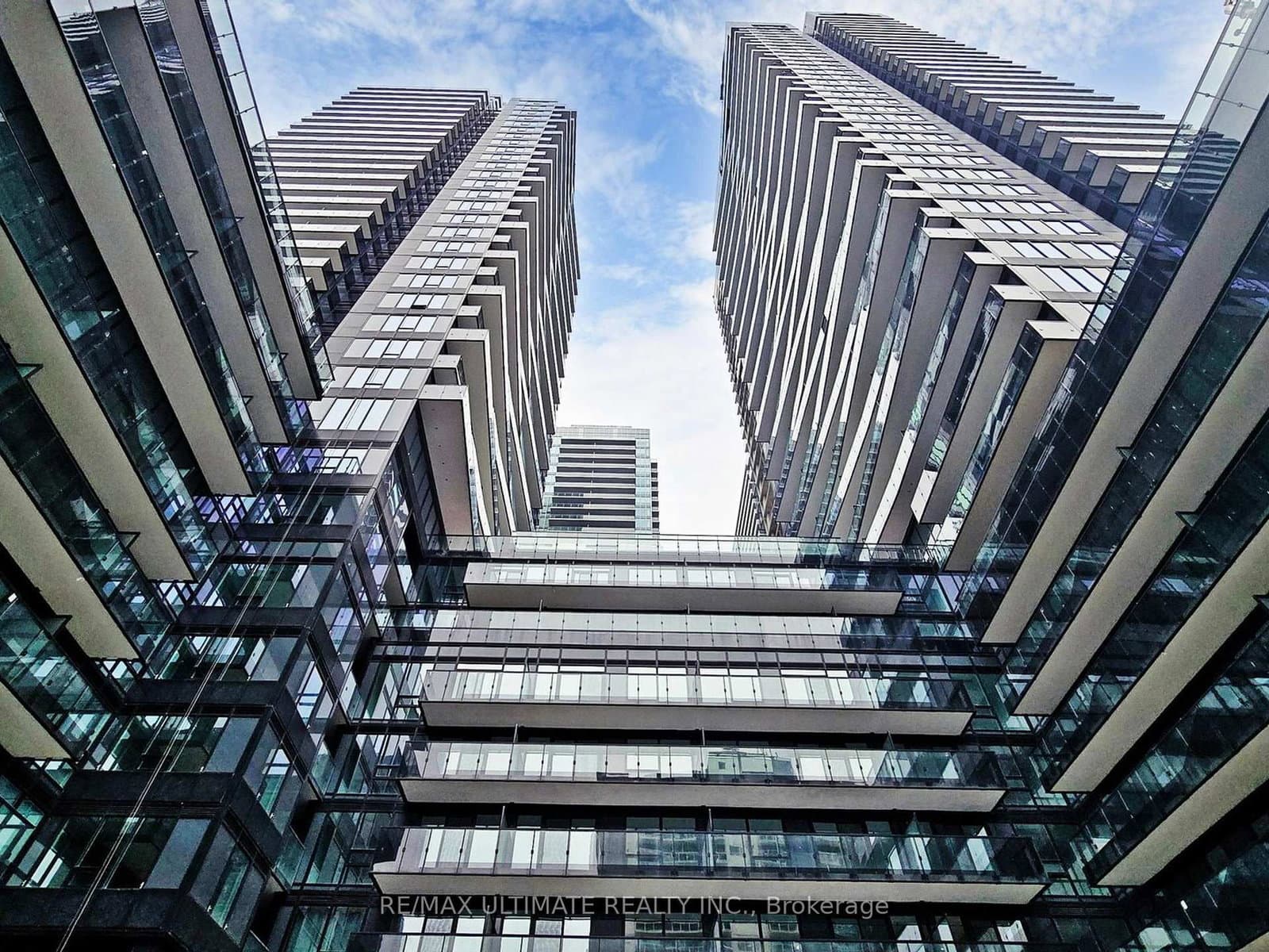 117 Broadway Avenue, Unit 207 thumbnail 5