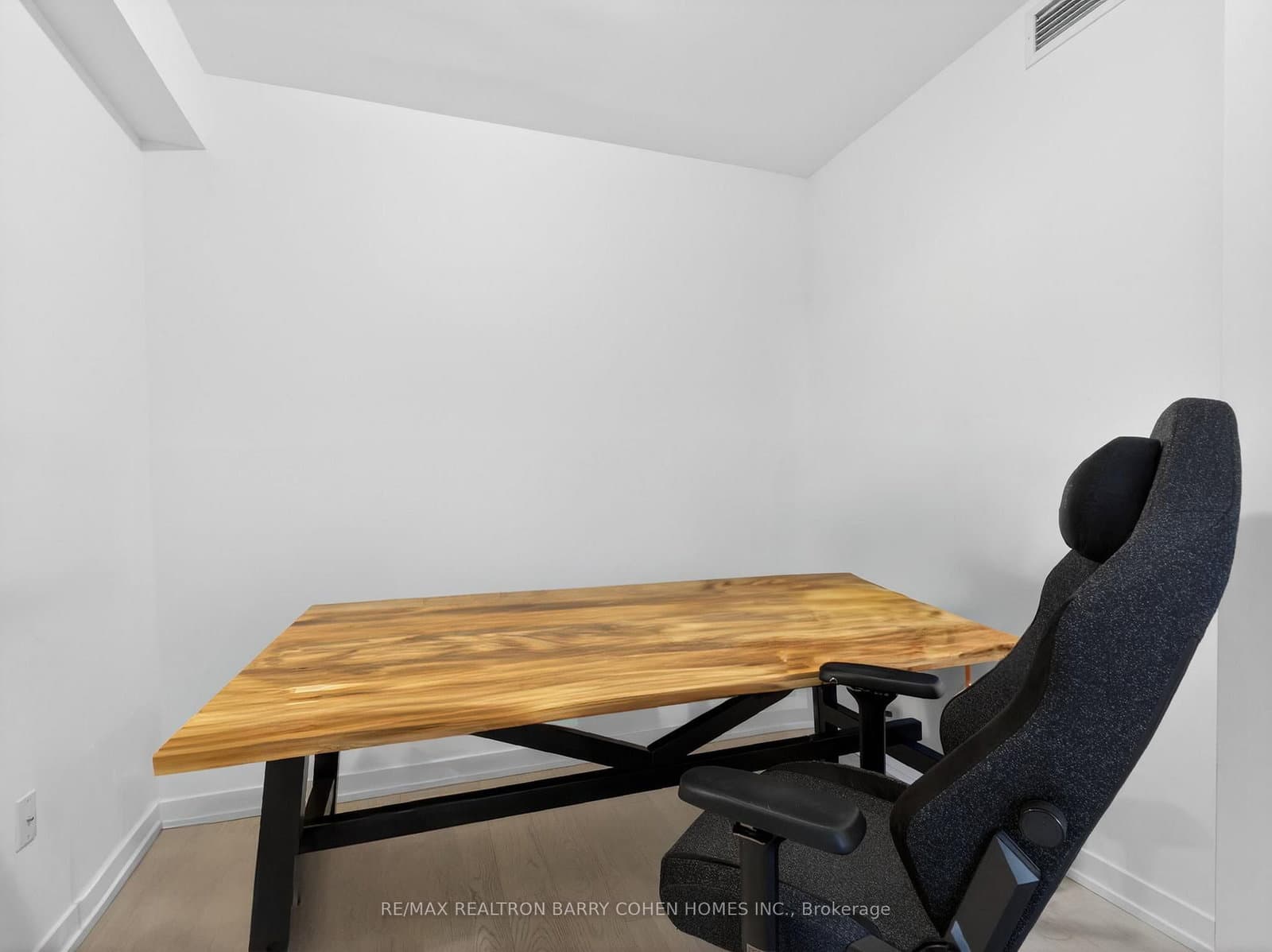 1 Yorkville Avenue, Unit 905 thumbnail 20