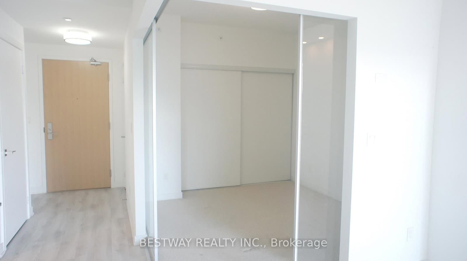 621 Sheppard Avenue E, Unit 355 - Image 1