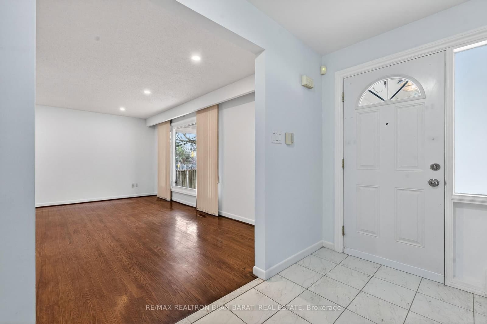 298 Newton Drive thumbnail 16