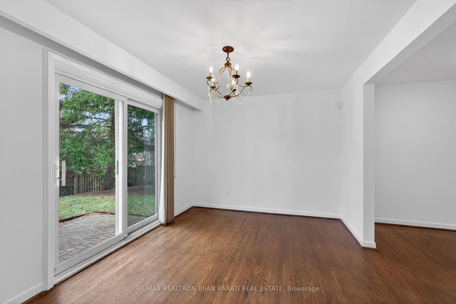 298 Newton Drive thumbnail 8
