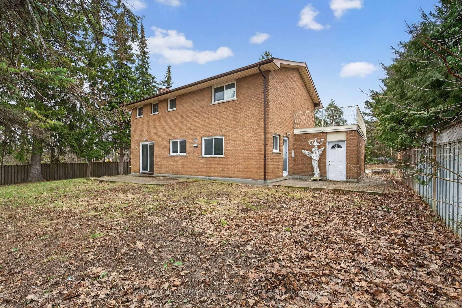 298 Newton Drive thumbnail 21