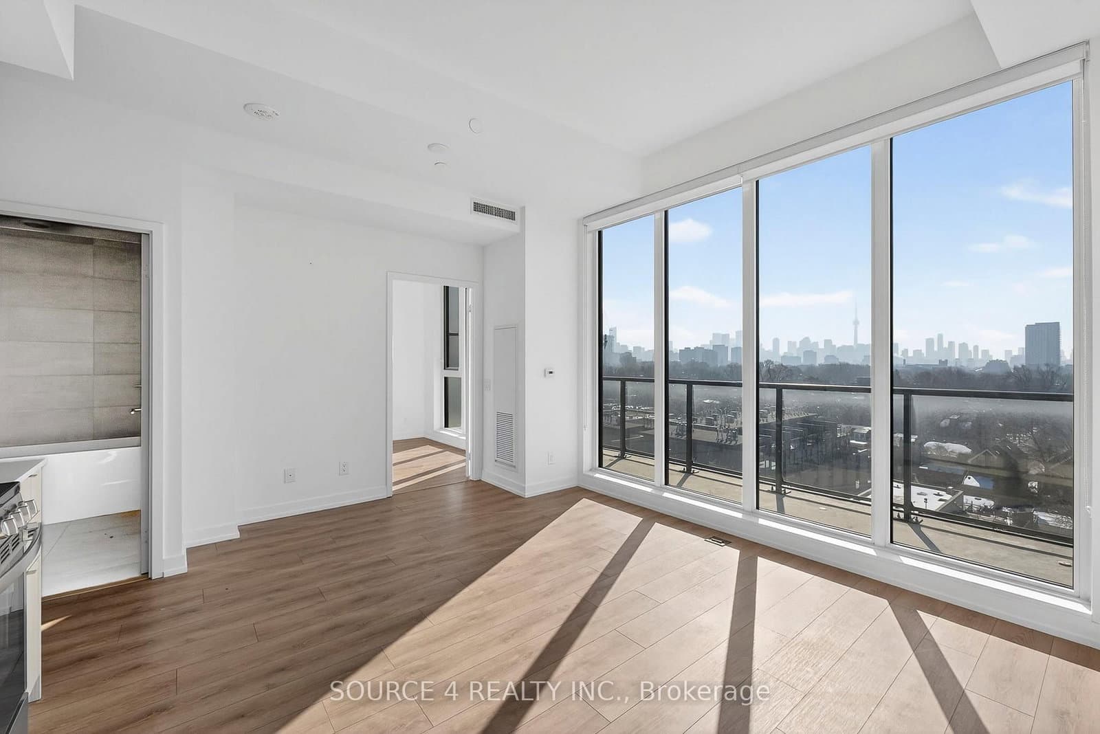 500 Dupont Street, Unit 717 thumbnail 12