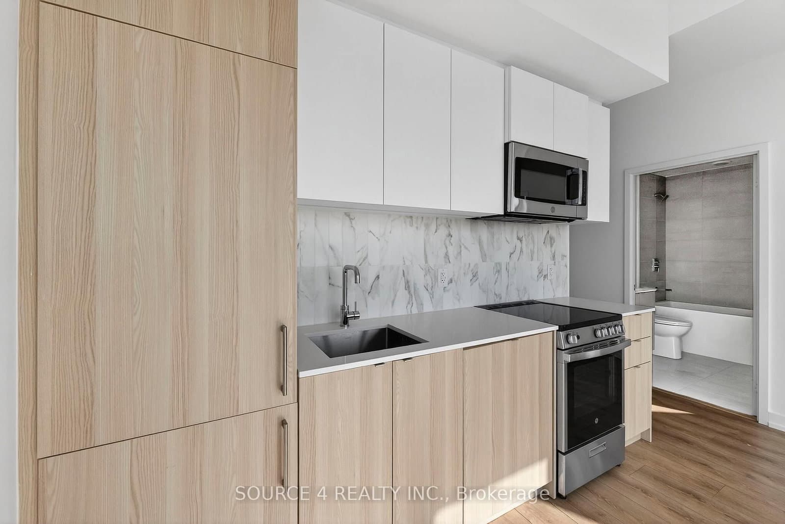 500 Dupont Street, Unit 717 thumbnail 13
