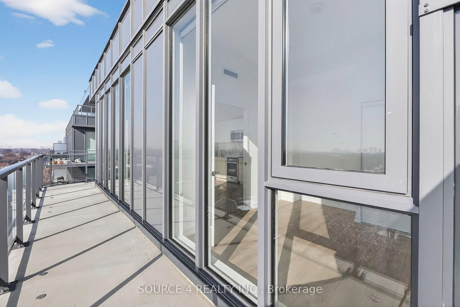 500 Dupont Street, Unit 717 thumbnail 21