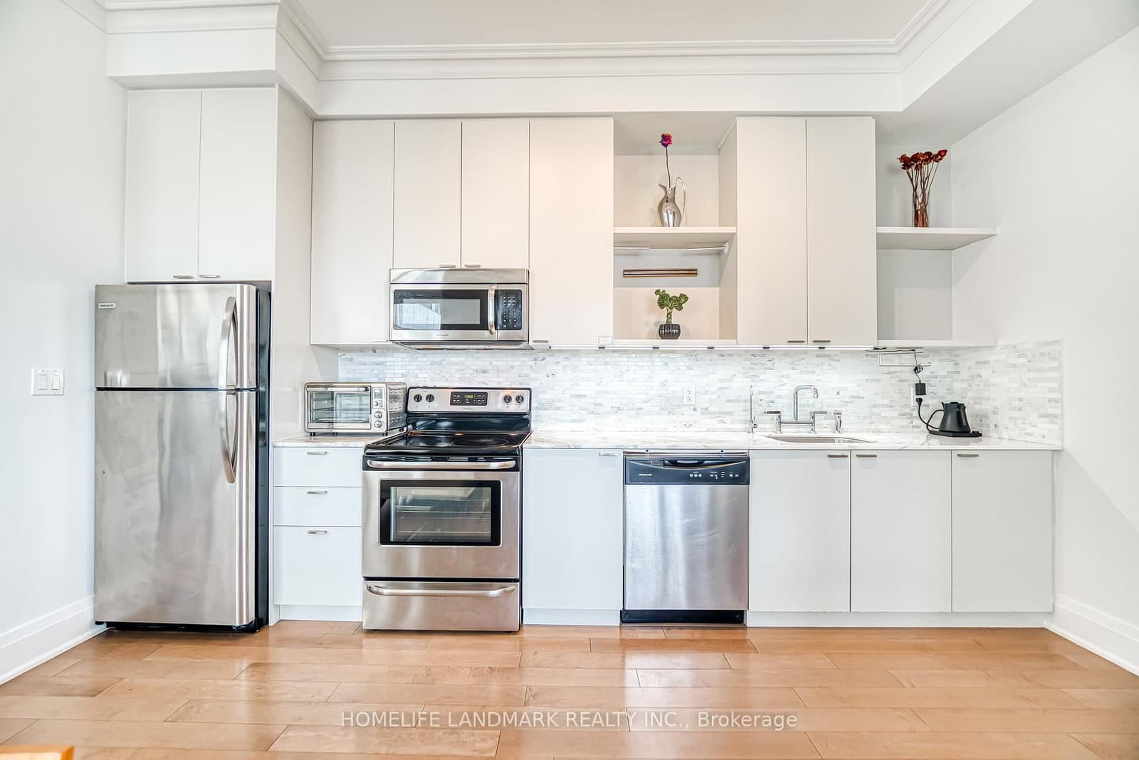 35 Hayden Street, Unit 2701 thumbnail 12
