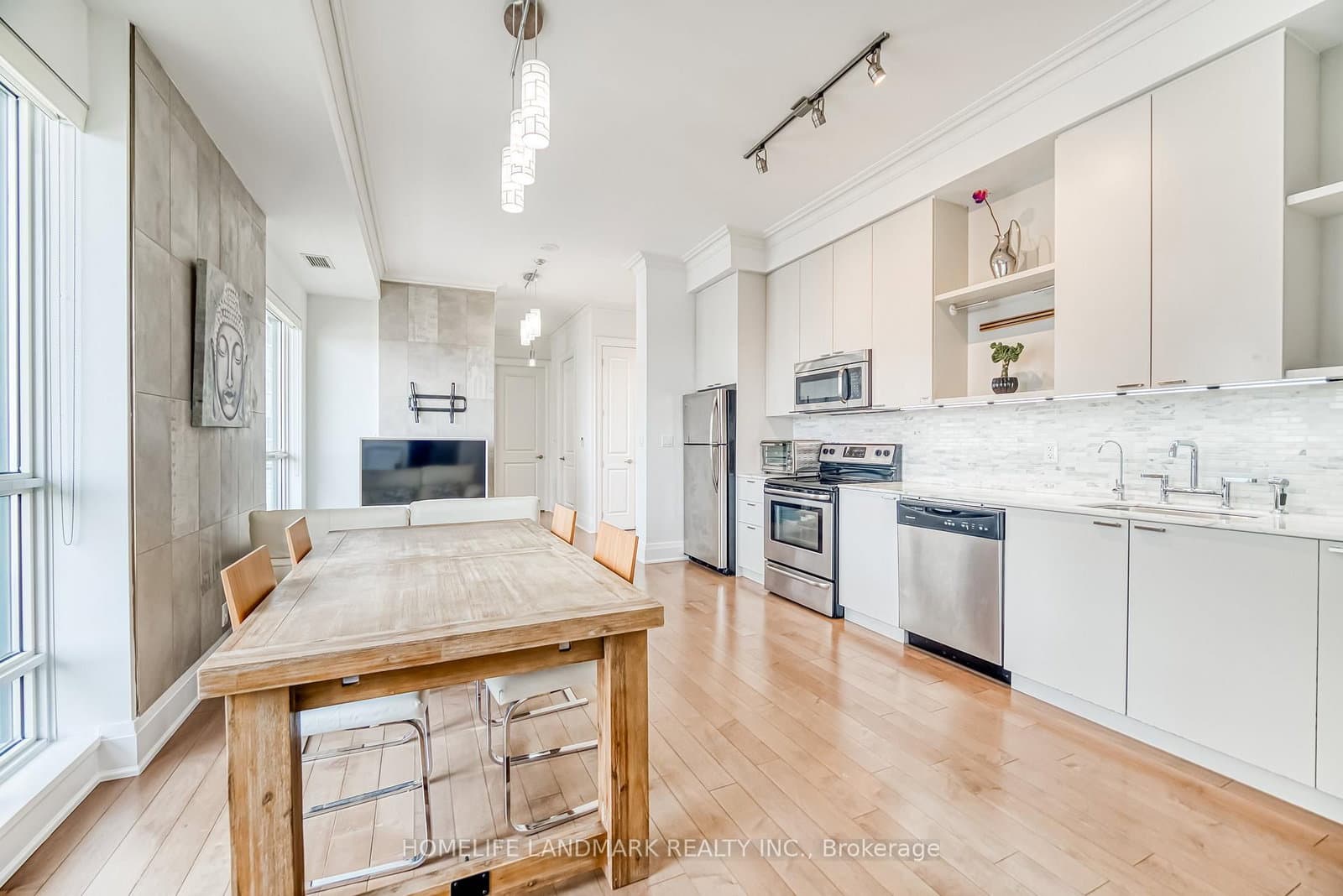 35 Hayden Street, Unit 2701 thumbnail 14