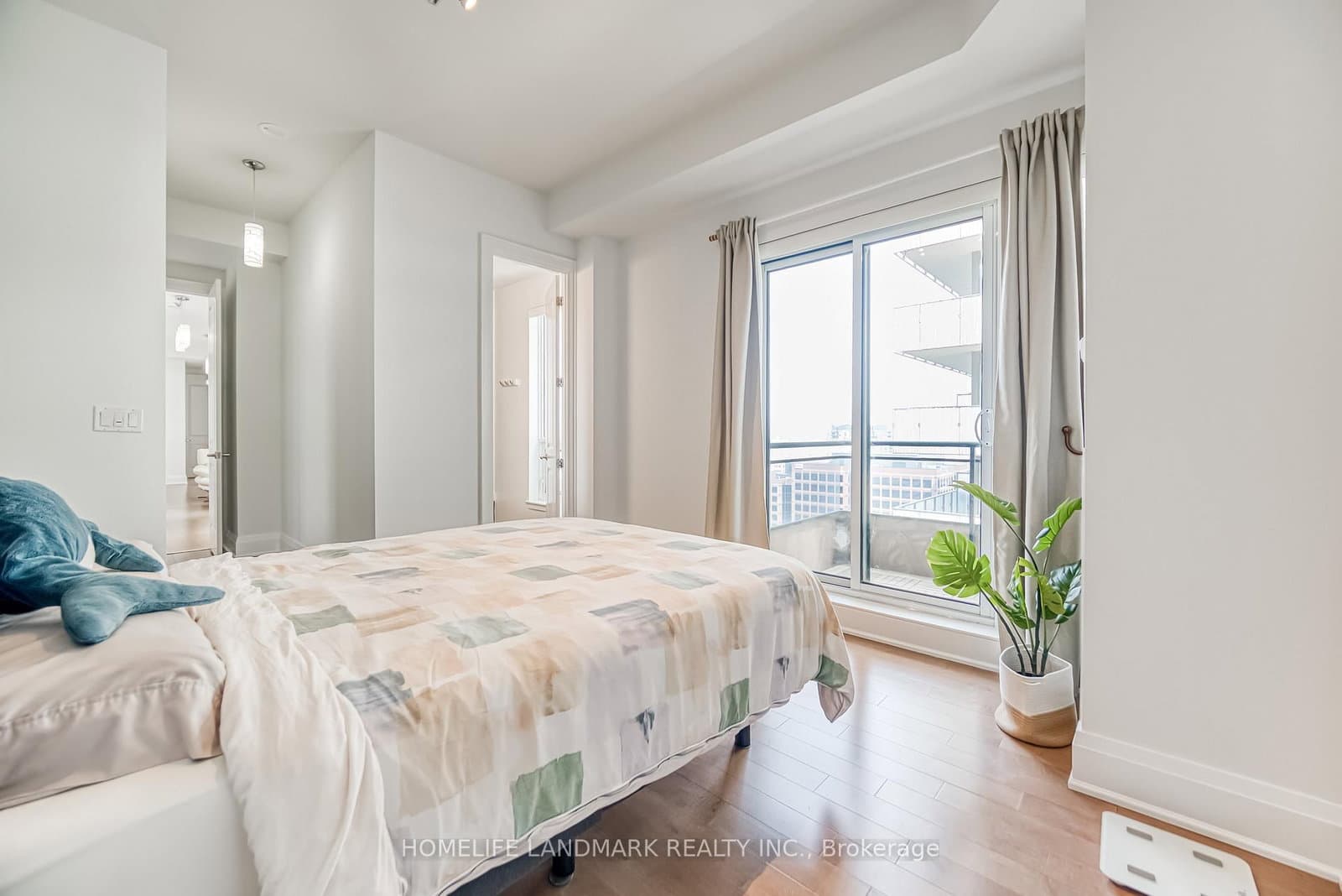 35 Hayden Street, Unit 2701 thumbnail 21