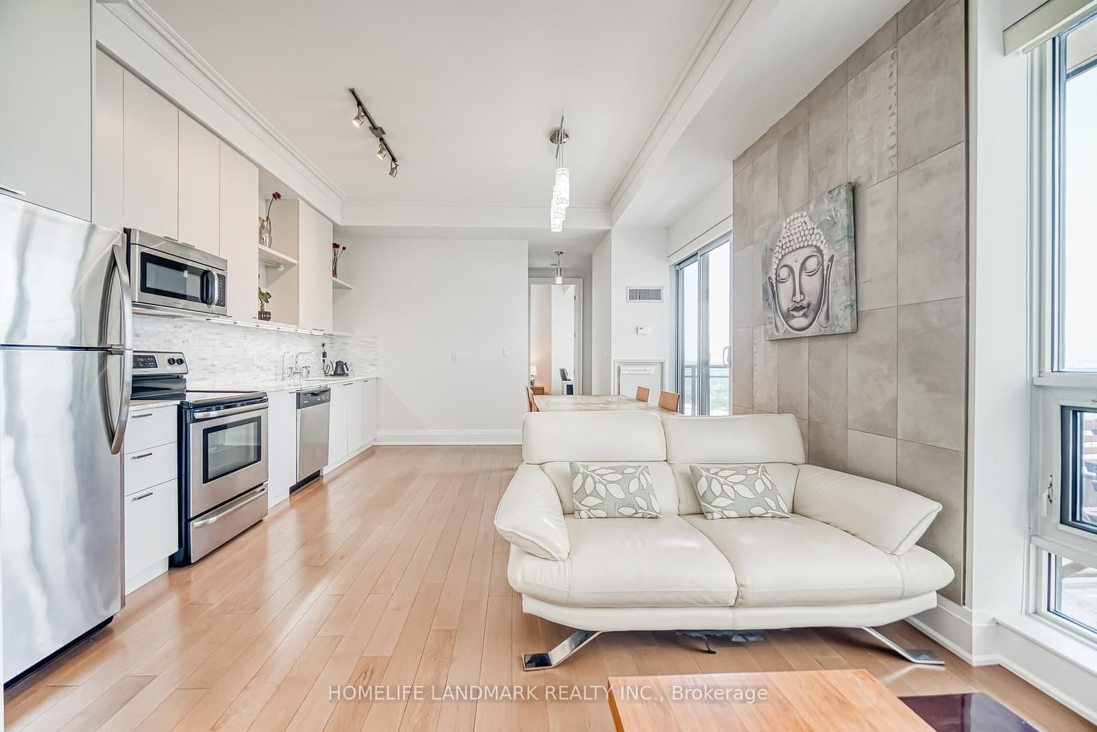 35 Hayden Street, Unit 2701 thumbnail 9