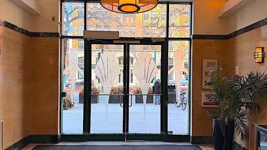 119 Spadina Avenue, Unit 700 thumbnail 25