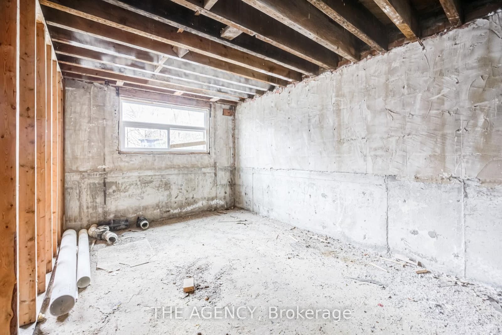 374 Atlas Avenue thumbnail 25