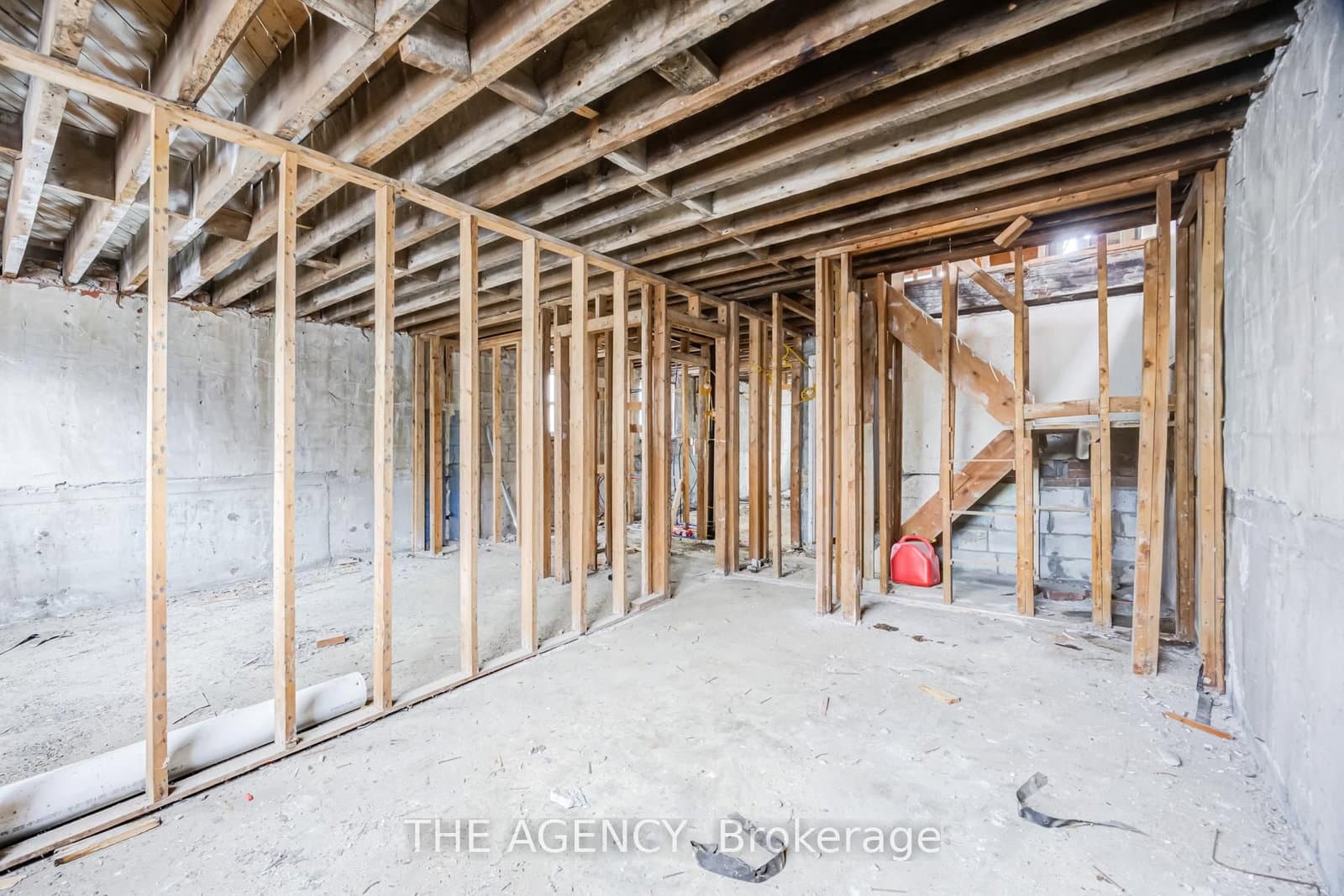 374 Atlas Avenue thumbnail 27