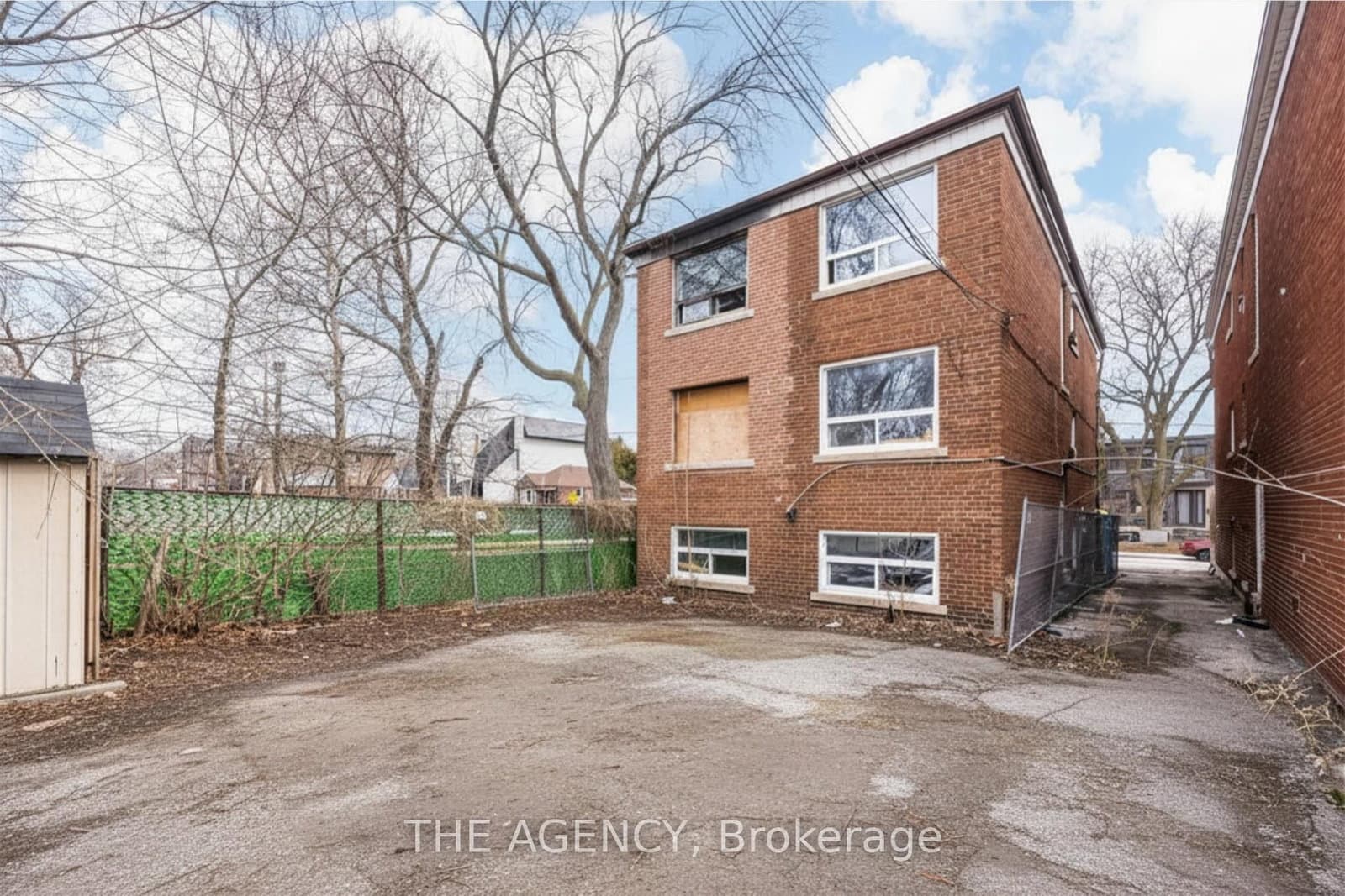 374 Atlas Avenue thumbnail 29