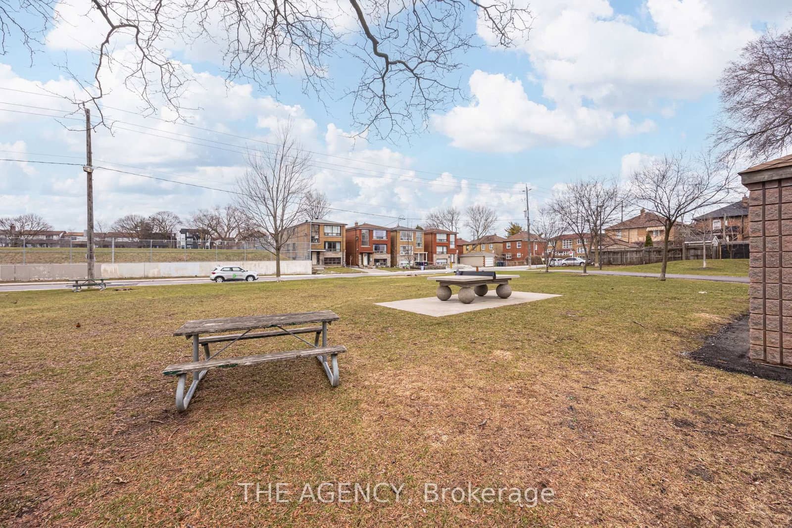 374 Atlas Avenue thumbnail 35