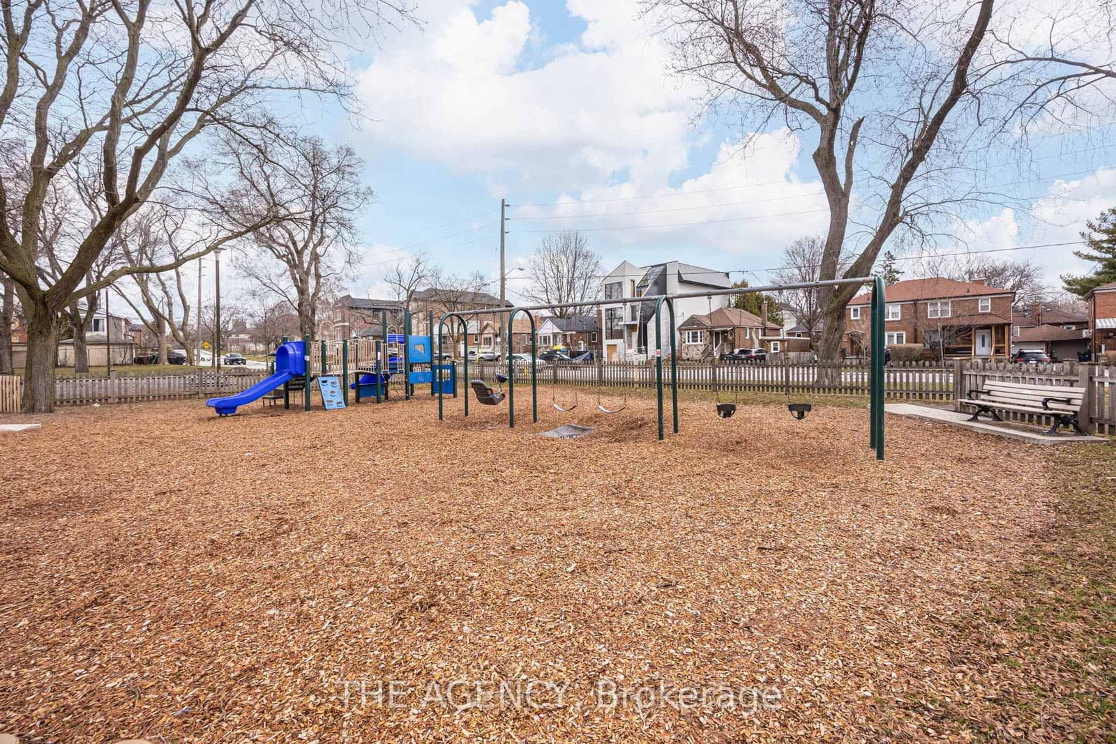 374 Atlas Avenue thumbnail 36