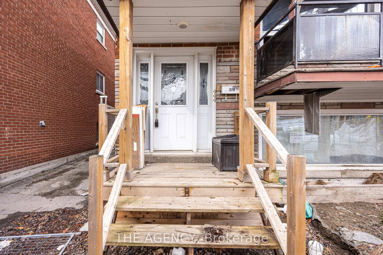 374 Atlas Avenue thumbnail 4