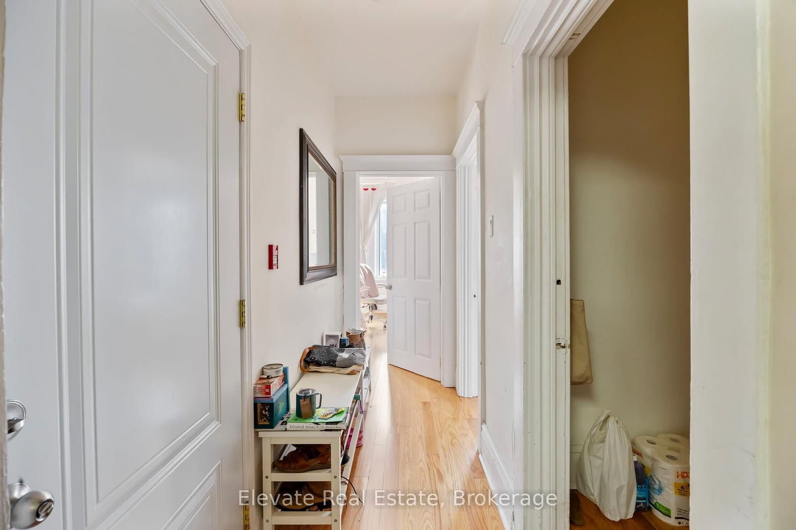 846 College Street thumbnail 28