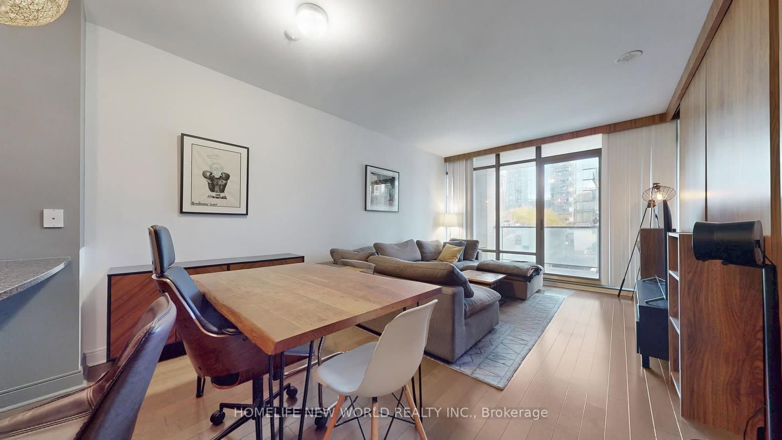 18 Yorkville Avenue, Unit 312 thumbnail 11