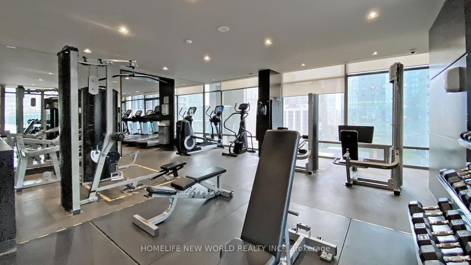 18 Yorkville Avenue, Unit 312 thumbnail 33