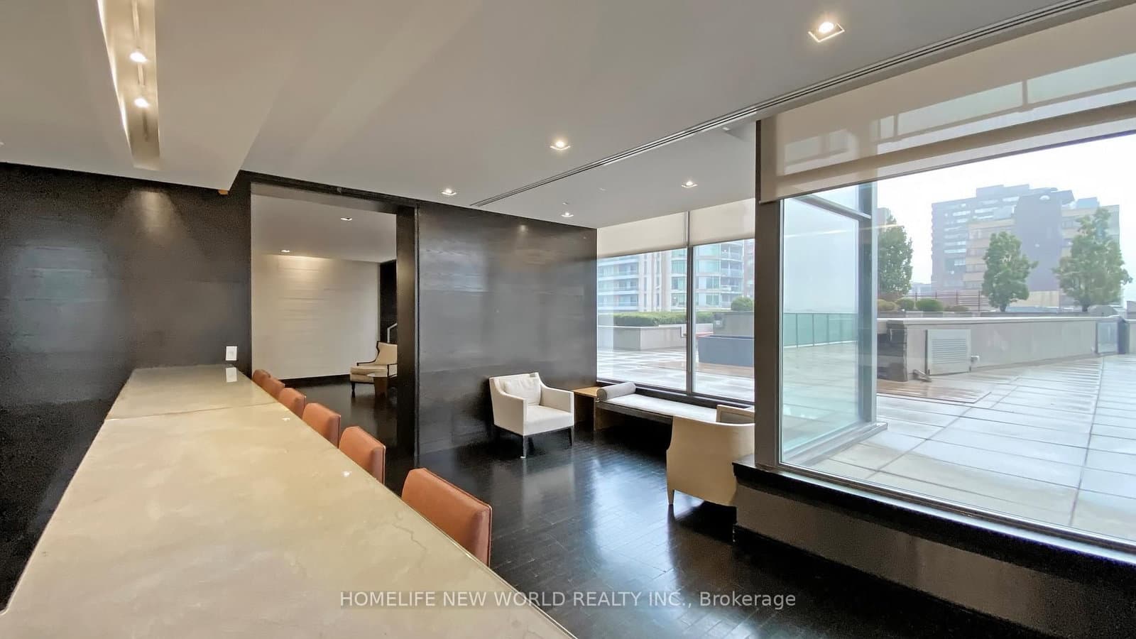 18 Yorkville Avenue, Unit 312 thumbnail 40
