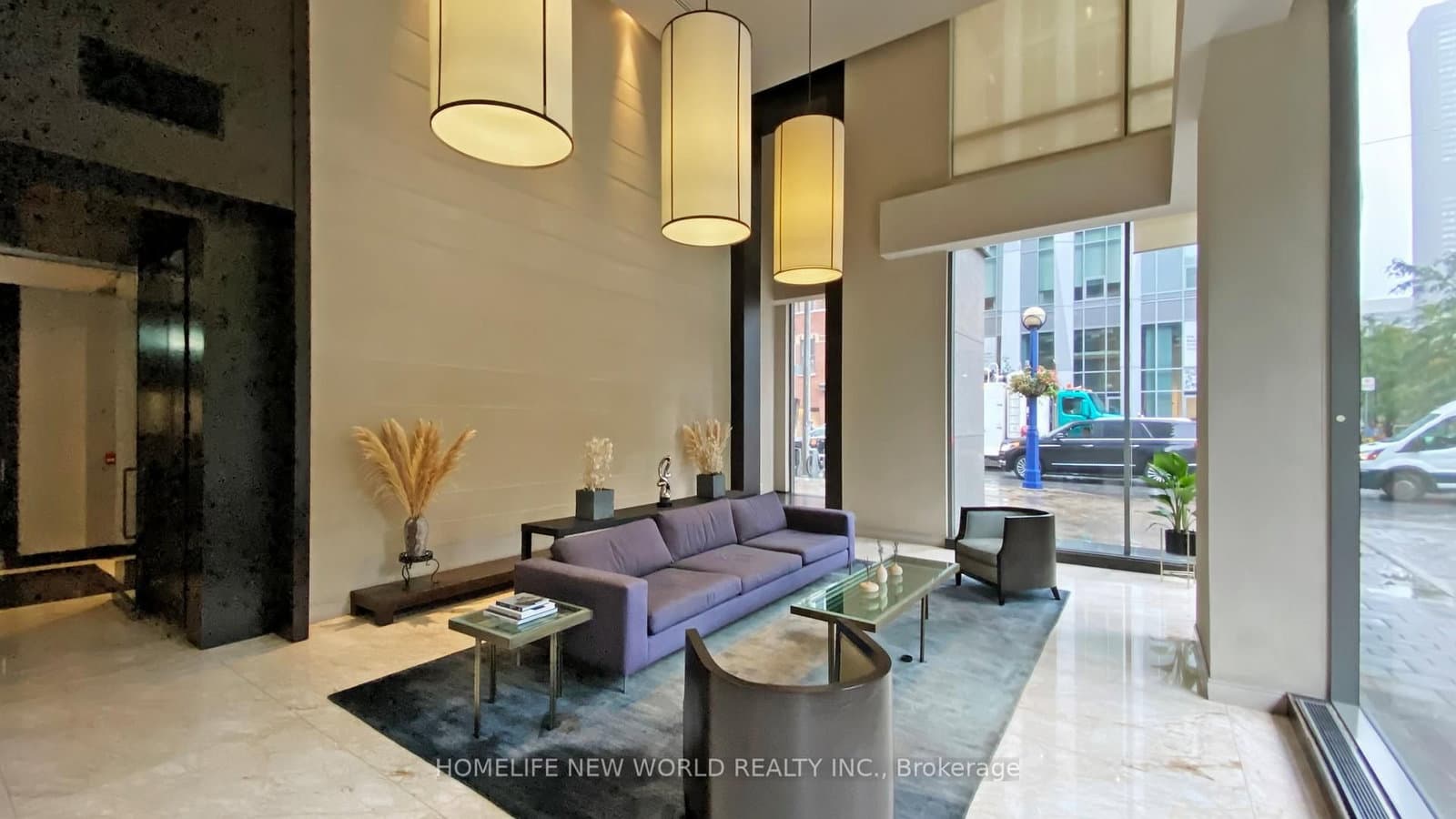 18 Yorkville Avenue, Unit 312 thumbnail 5