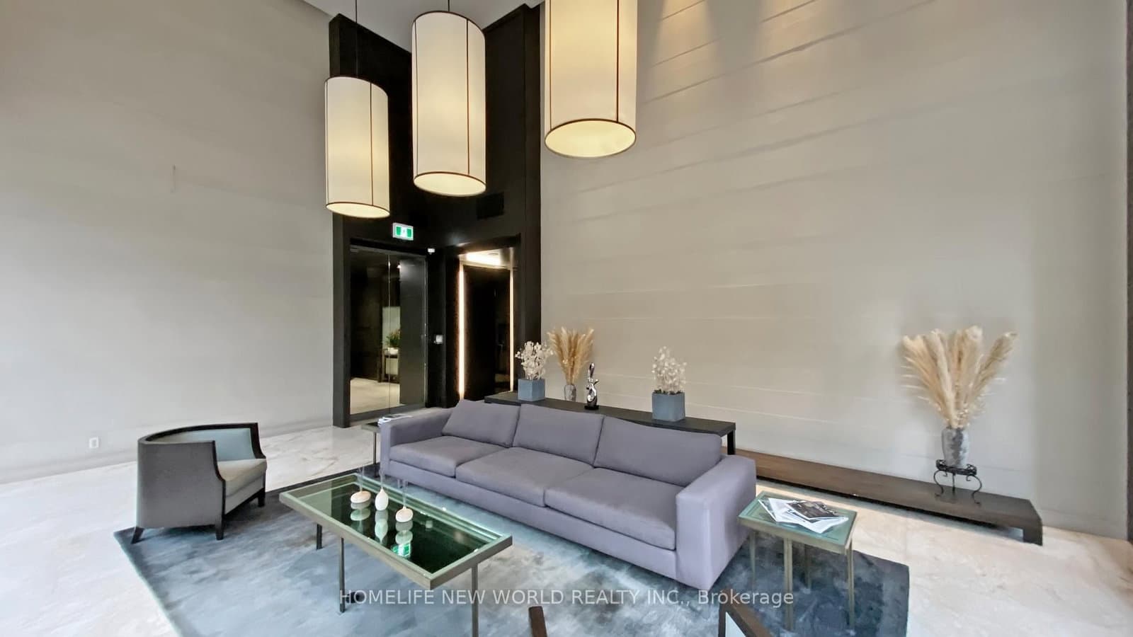 18 Yorkville Avenue, Unit 312 thumbnail 6
