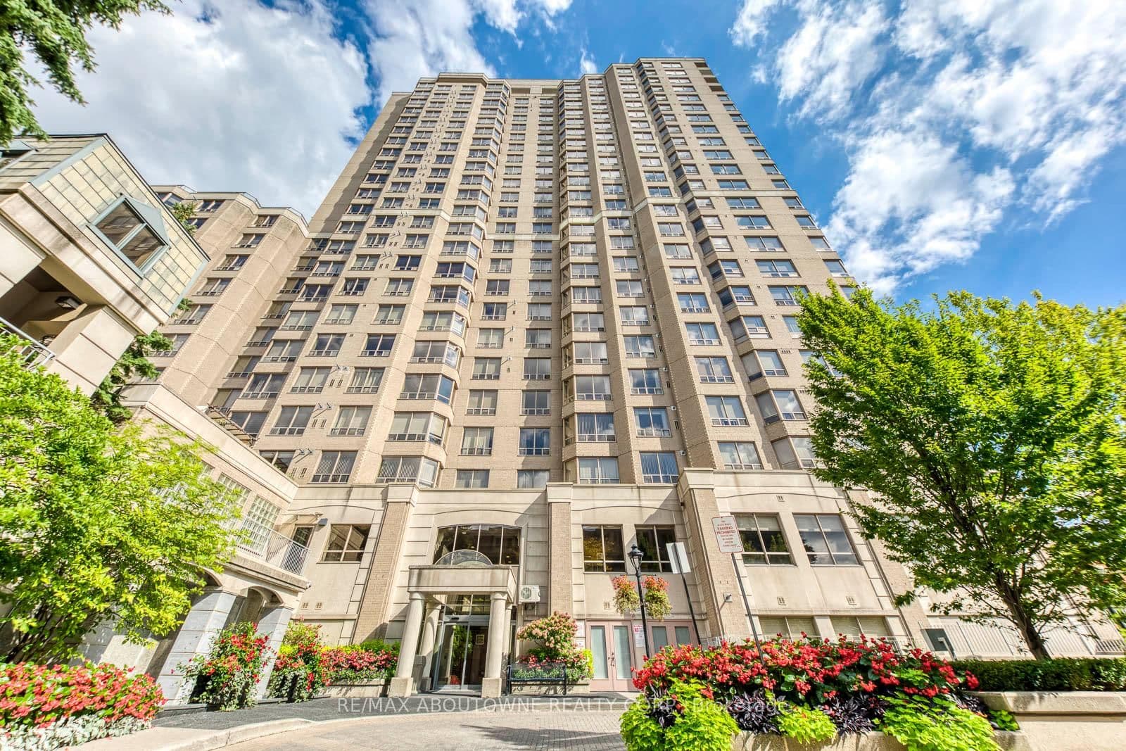 5418 Yonge Street, Unit 1805 - Image 1