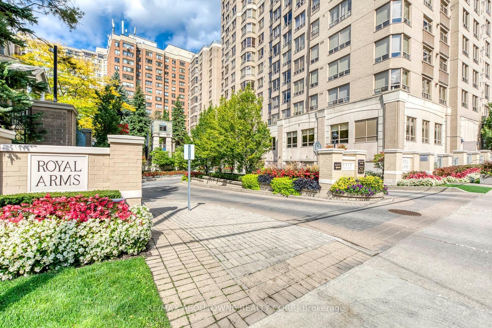5418 Yonge Street, Unit 1805 thumbnail 2