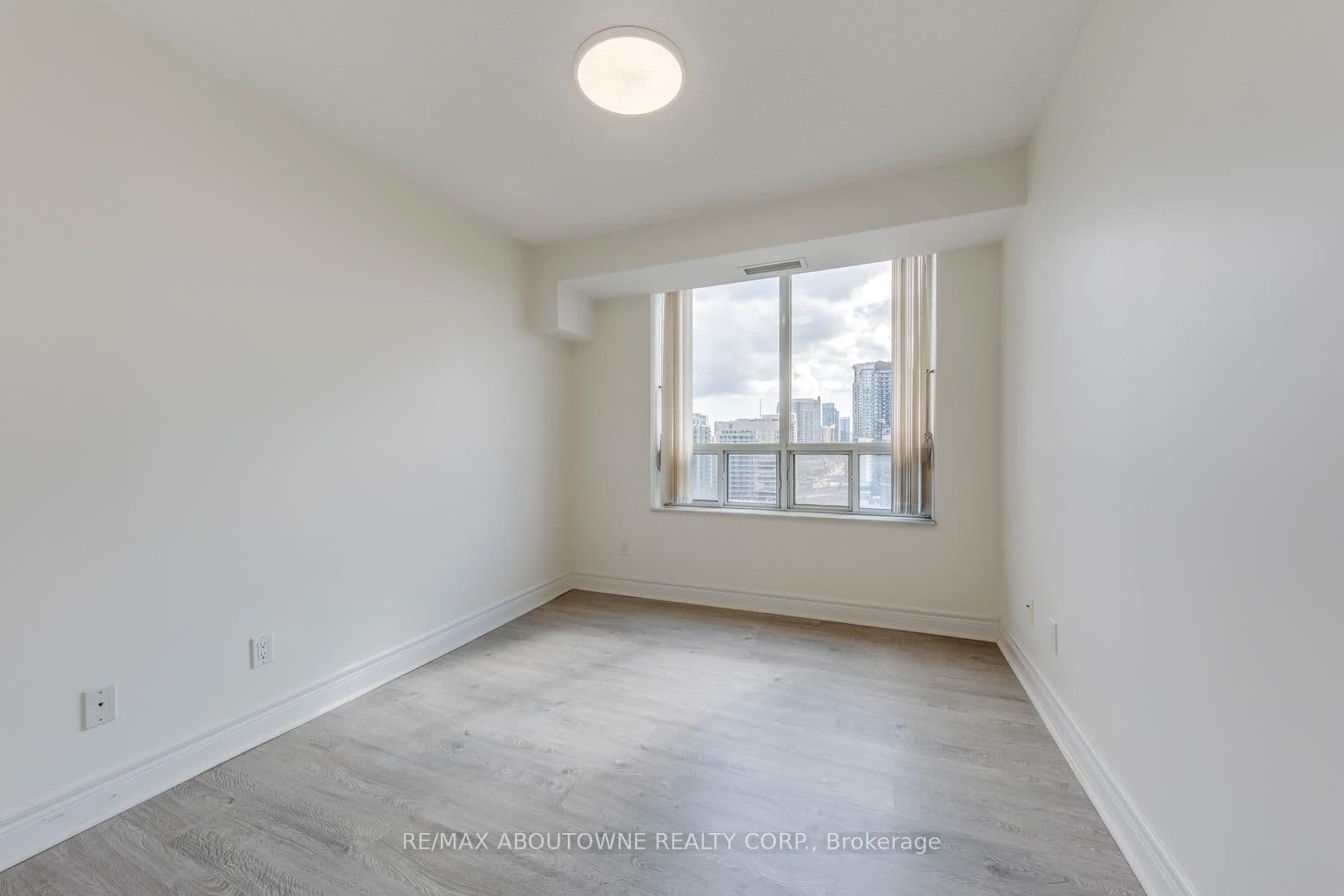 5418 Yonge Street, Unit 1805 thumbnail 31