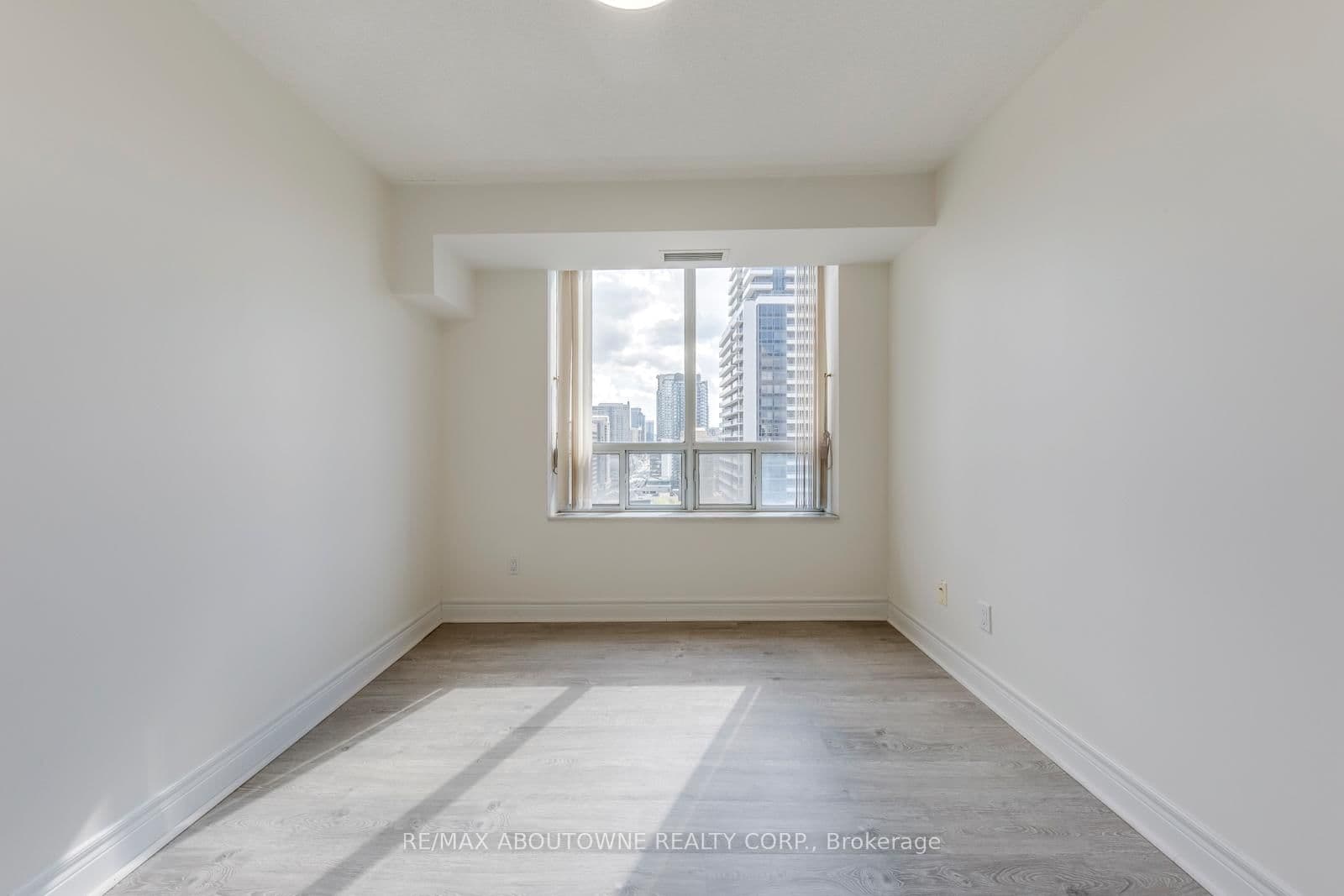 5418 Yonge Street, Unit 1805 thumbnail 32