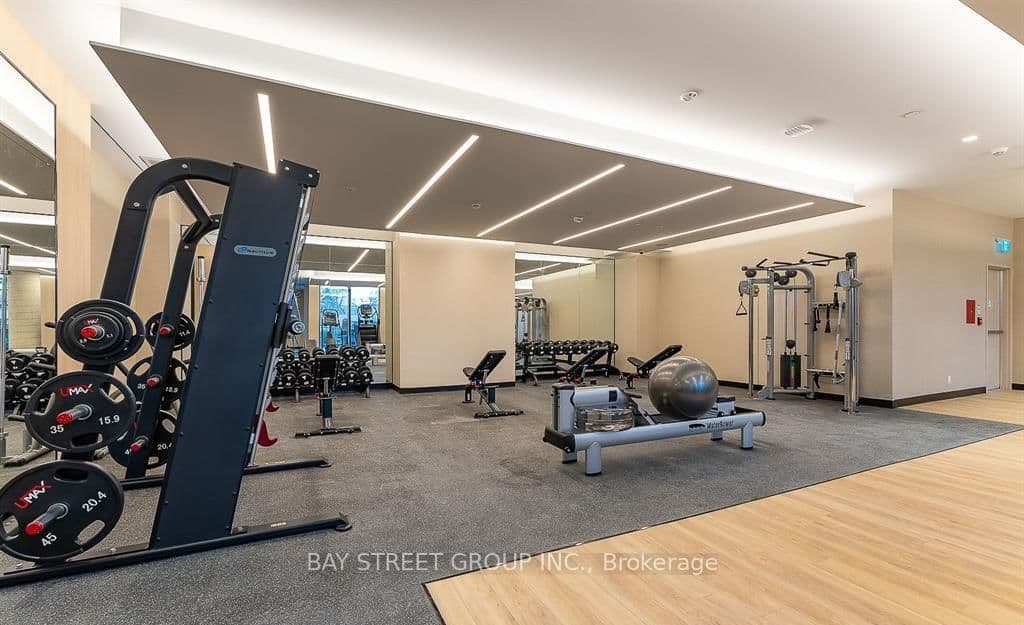 2020 Bathurst Street, Unit 821 thumbnail 14