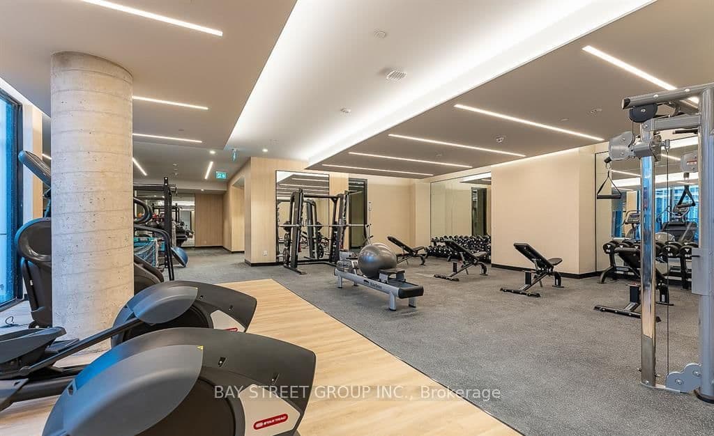 2020 Bathurst Street, Unit 821 thumbnail 15