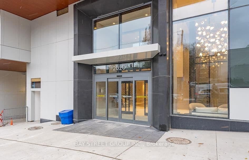 2020 Bathurst Street, Unit 821 thumbnail 18