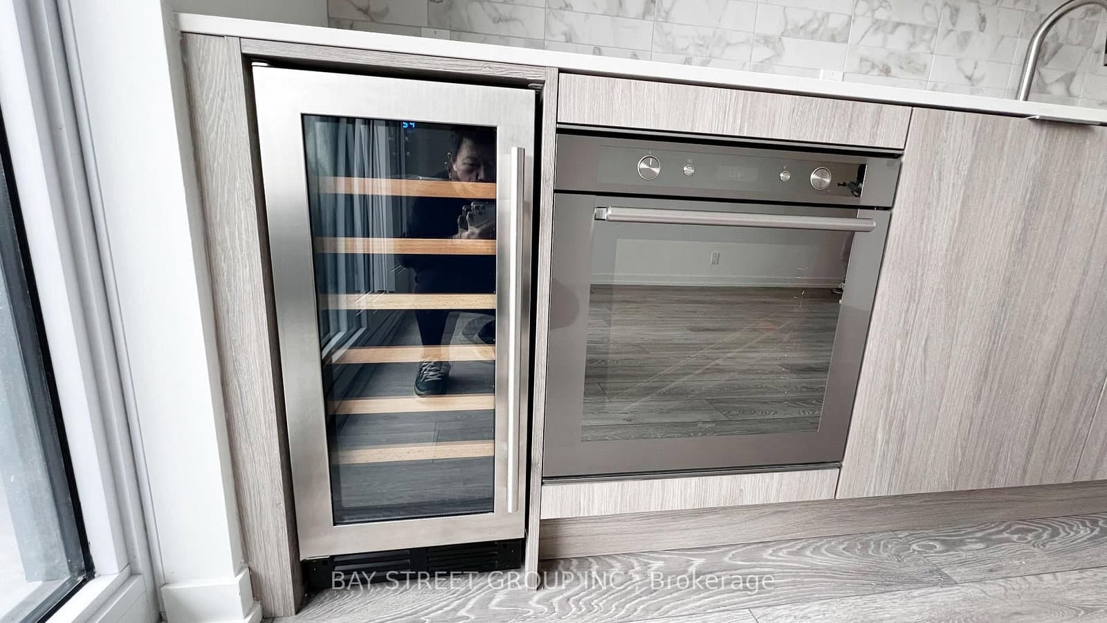 2020 Bathurst Street, Unit 821 thumbnail 8