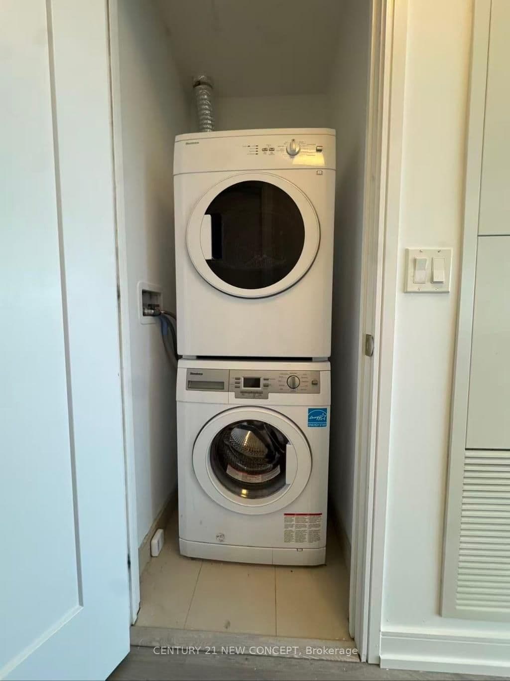 88 Scott Street, Unit 4105 thumbnail 16