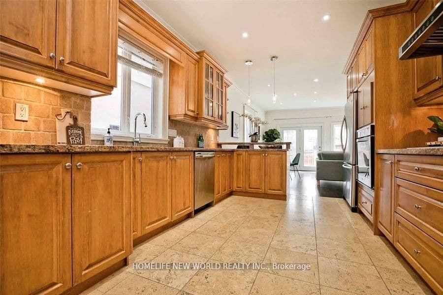 7 Roslin Avenue thumbnail 11