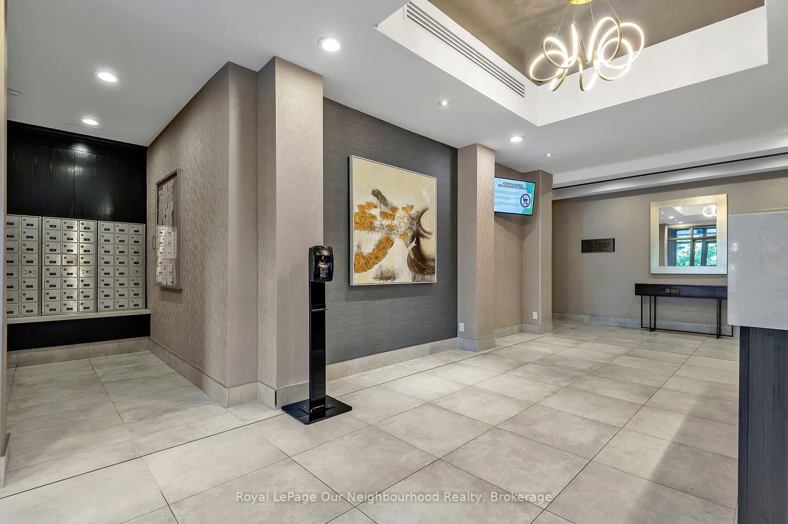 1720 Eglinton Avenue E, Unit 813 thumbnail 2