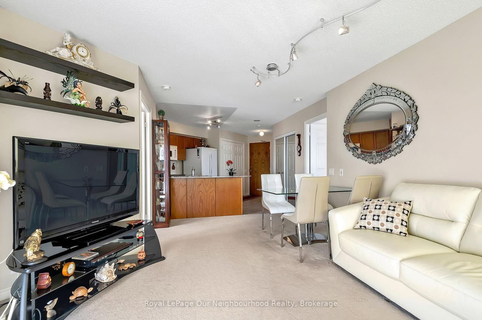 1720 Eglinton Avenue E, Unit 813 thumbnail 8