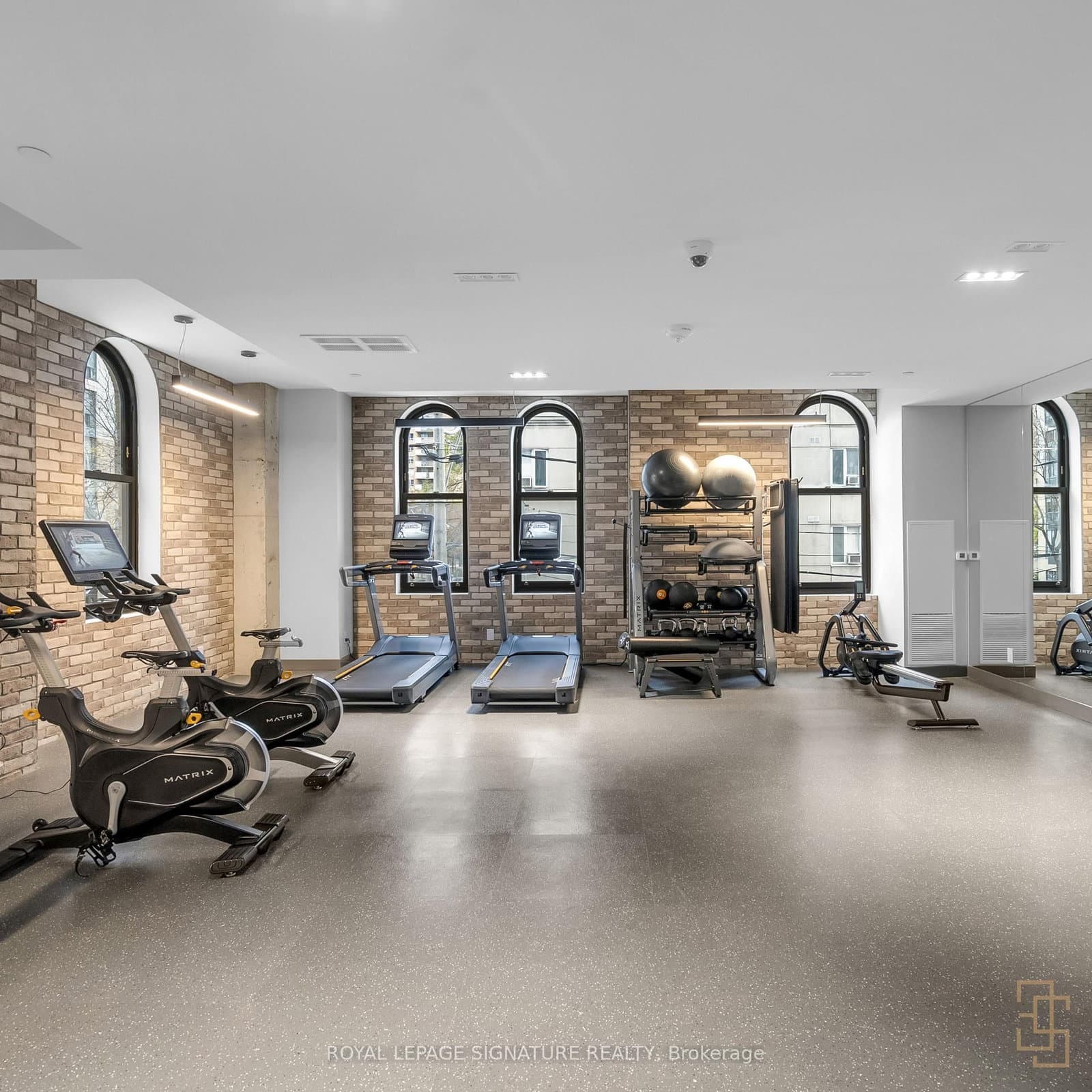 81 Shuter Street thumbnail 46
