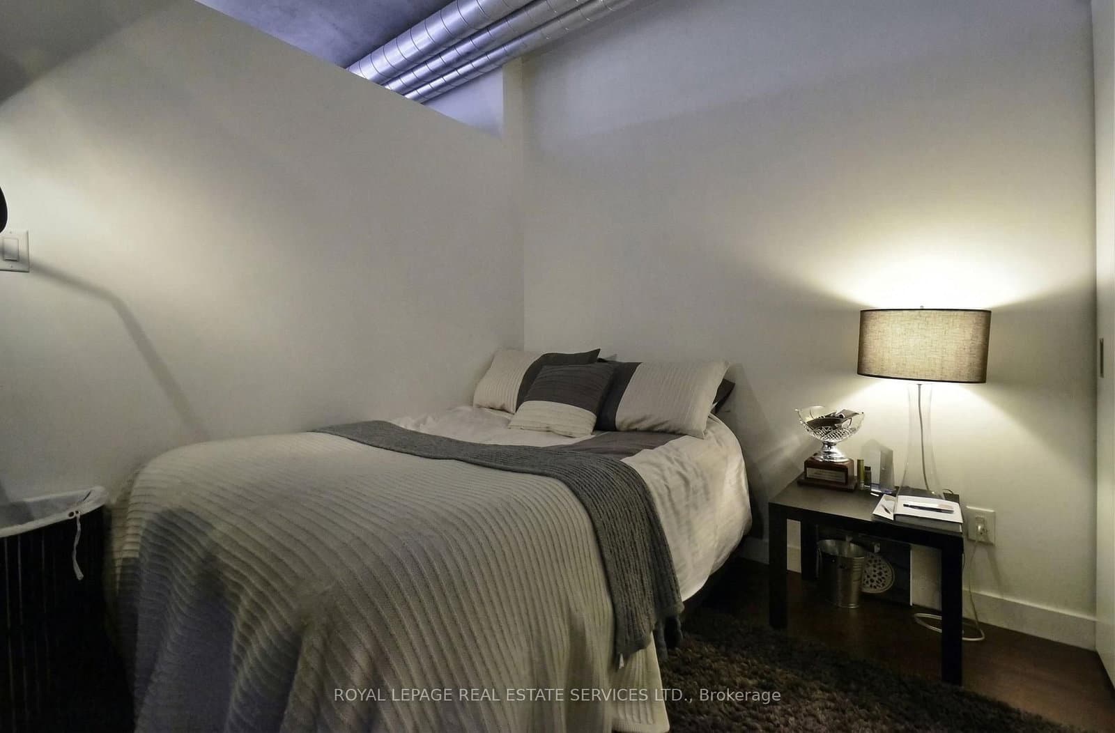 169 John Street, Unit 804 thumbnail 10