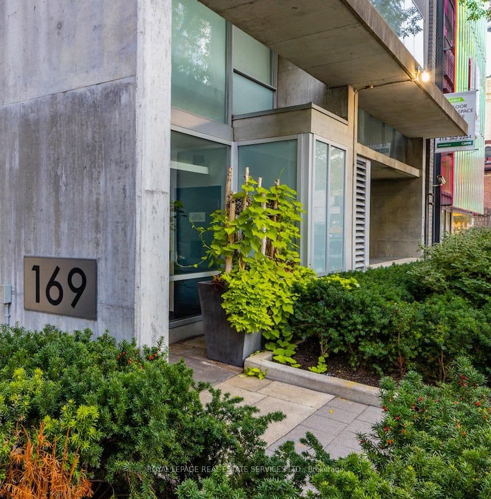 169 John Street, Unit 804 thumbnail 4