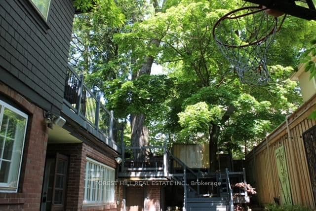 607 Spadina Road thumbnail 39