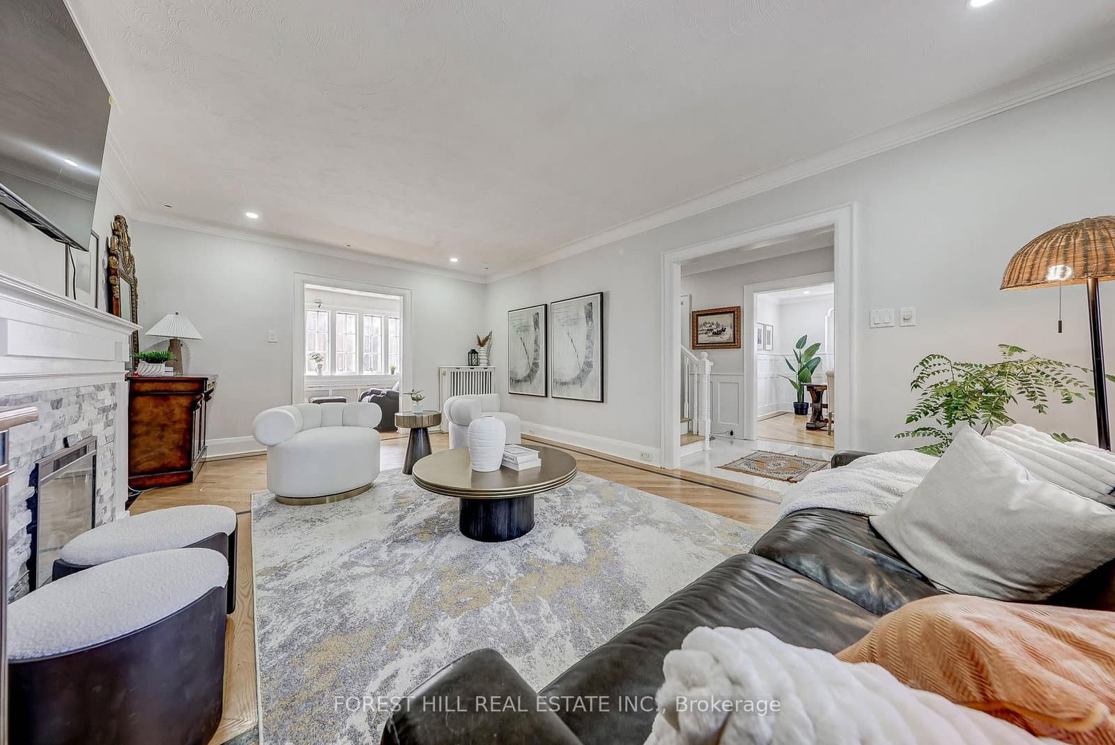 607 Spadina Road thumbnail 6