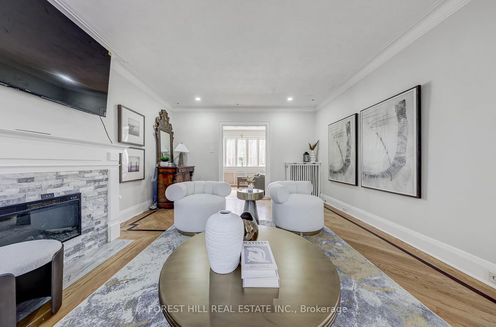 607 Spadina Road thumbnail 8